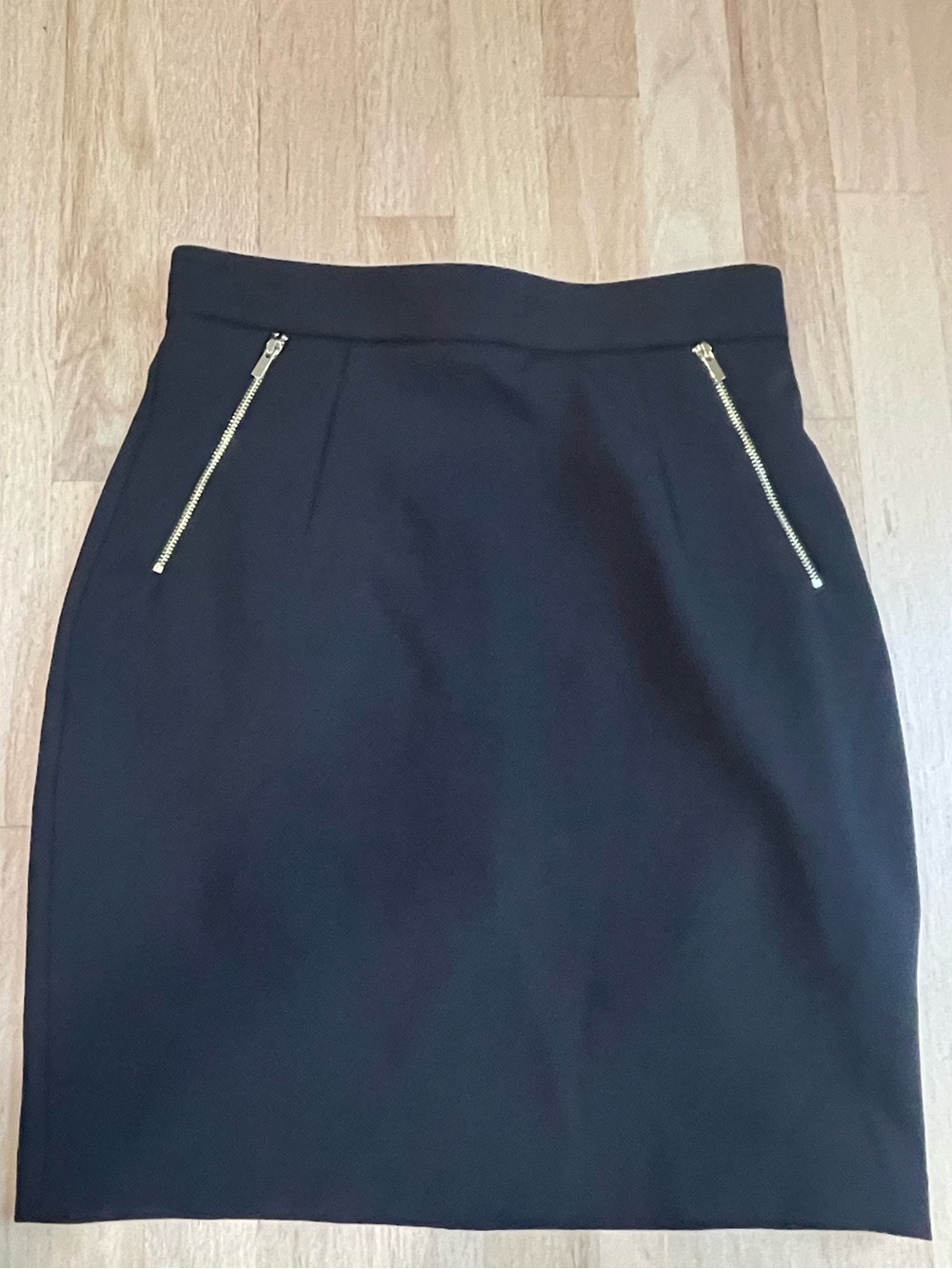 H&M Black Pencil Skirt with Gold Zip Trim